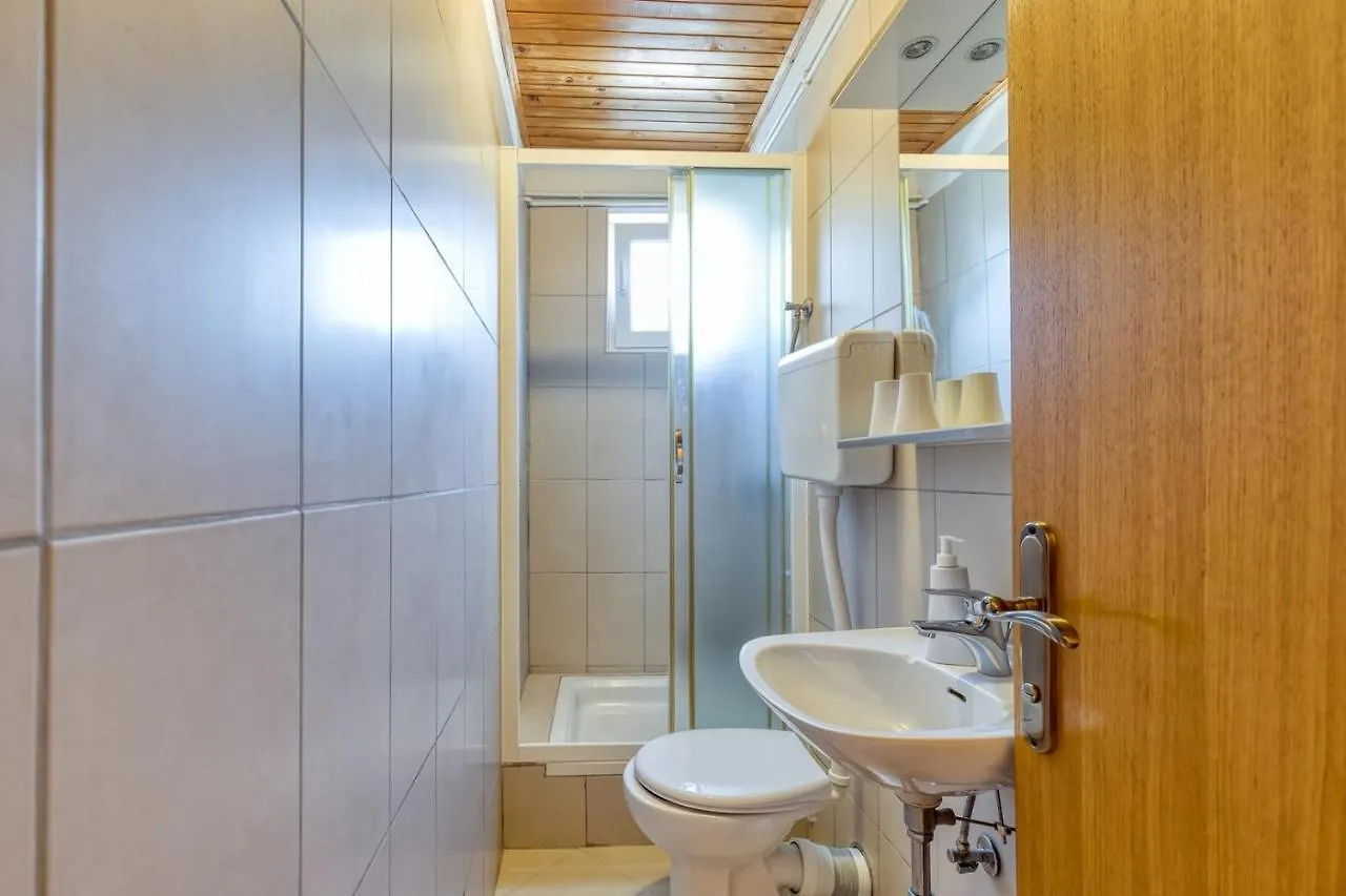 Guest house Rinaldis Hotel Kastelir Croatia
