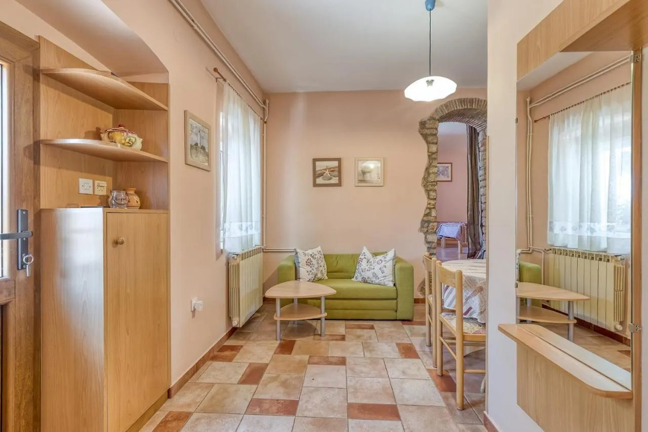 Rinaldis Hotel Kastelir